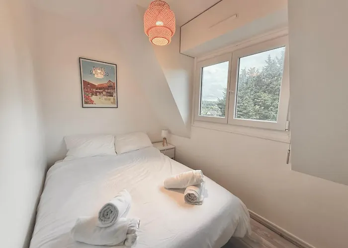 2 Bedrooms Seaside, Wifi & Linen, Equipped Kitchen Villers-sur-Mer